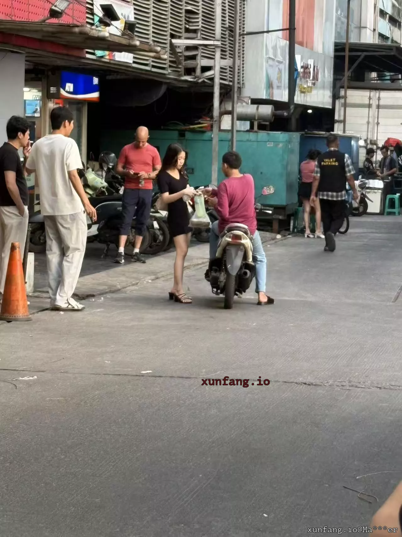 雅加达的酒吧街质量如何，且看街拍 配图 1