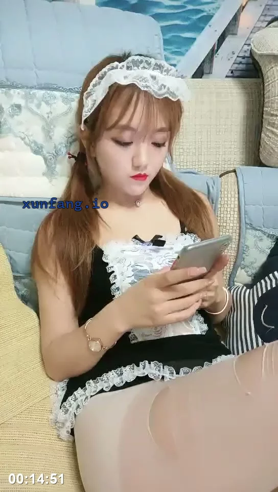小甜甜布莱尼：甜蜜萝莉诱惑身姿尽显 剧情截图 2