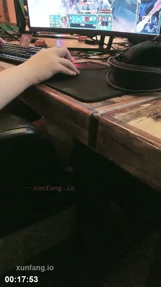 迷人小姐姐黑丝高跟被猛干到腿软 剧情截图 2