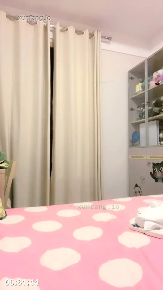 高挑女神化身迷人小野猫 剧情截图 3