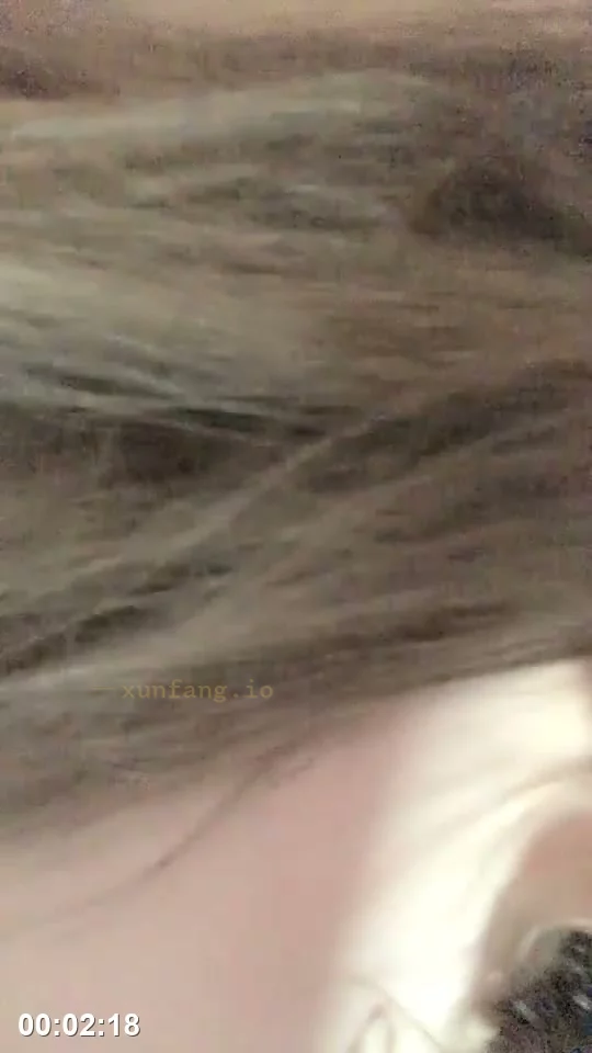 软妹妞妞被琪琪按在床上舔到腿软 剧情截图 3