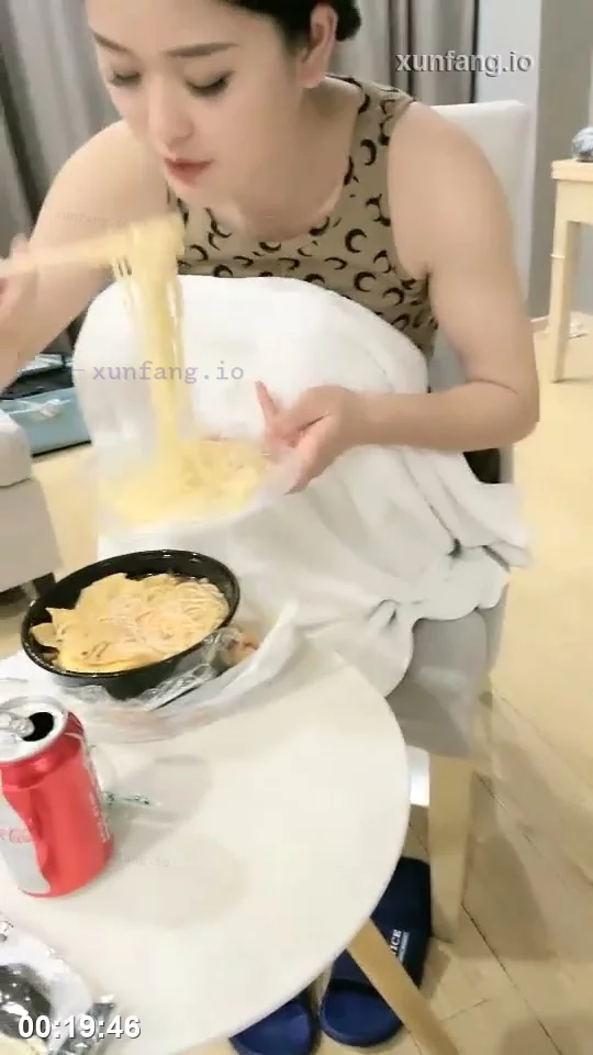 邻家妹妹浴室湿身诱惑特写 剧情截图 2
