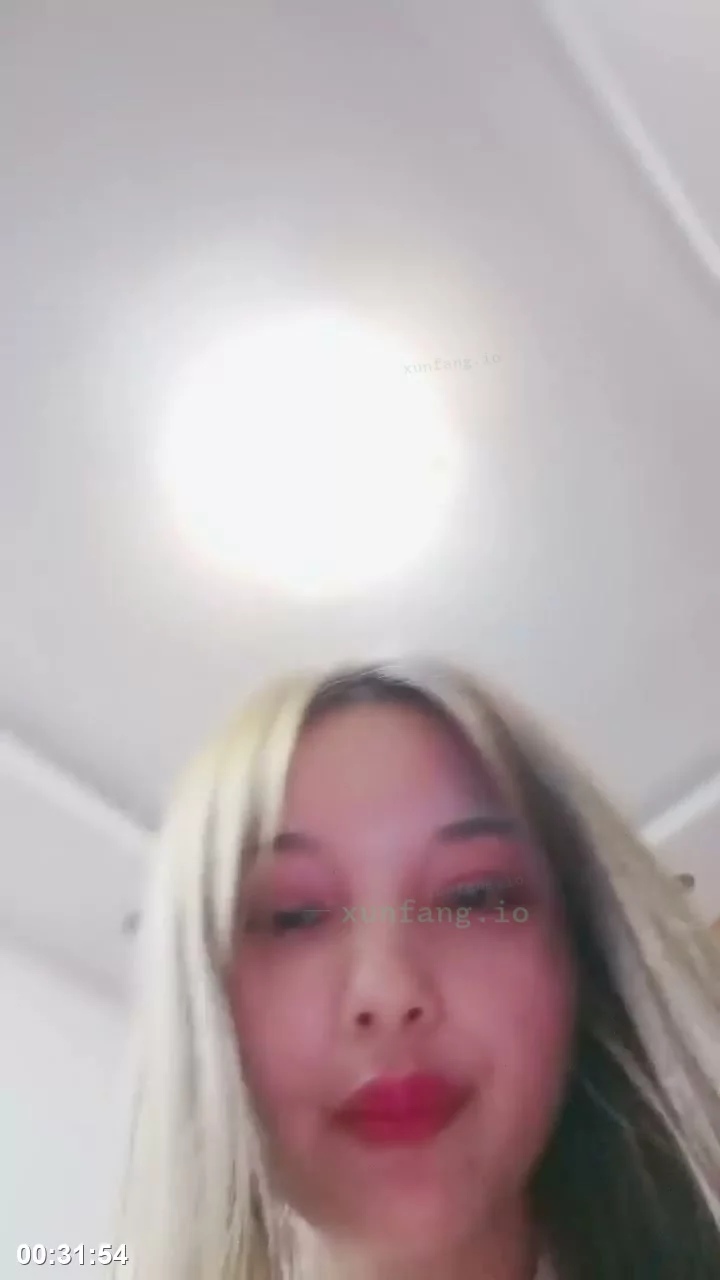 女友刚上线就主动求操 剧情截图 1