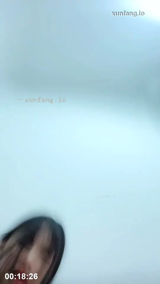 甜美女大学生宿舍自慰喷水 剧情截图 5