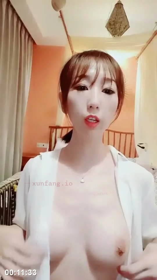 肉肉丰满少妇浴室湿身自慰 剧情截图 2