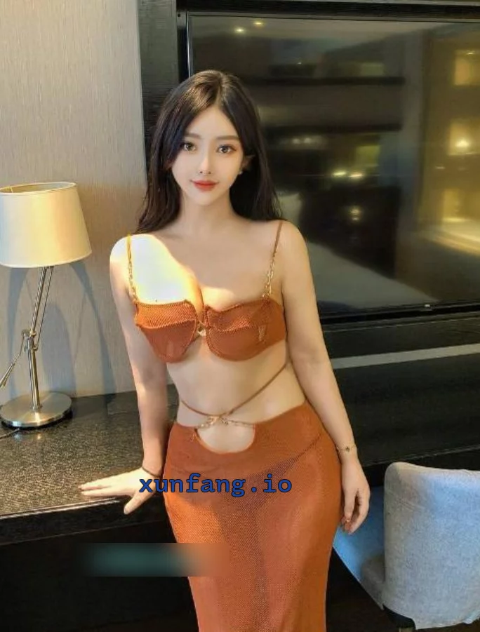 朝阳区 朝阳吊带裙女友淡妆 实拍图 1