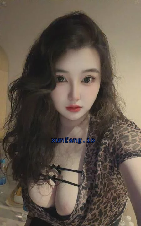 景德镇市 景德镇巨臀大胸骚女 实拍图 1