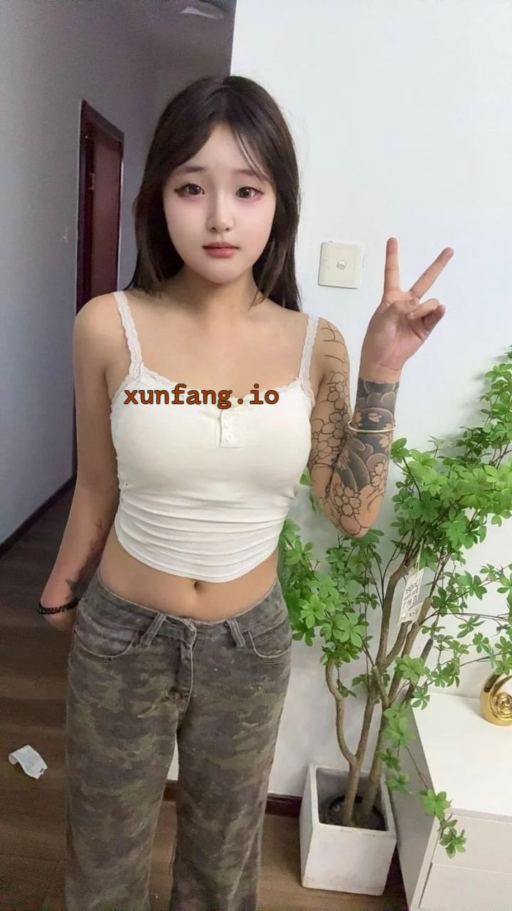 常州市 武进区 粥粥嫩妹黑丝足交 实拍图 3