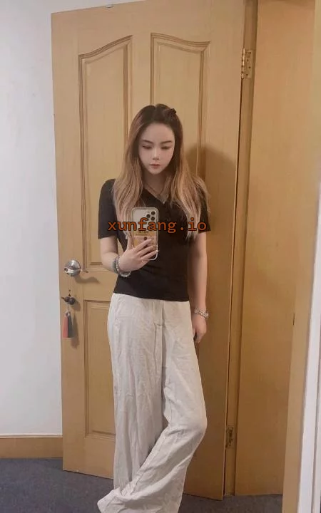 普陀区 普陀风骚大奶妹子后入臀浪 实拍图 2