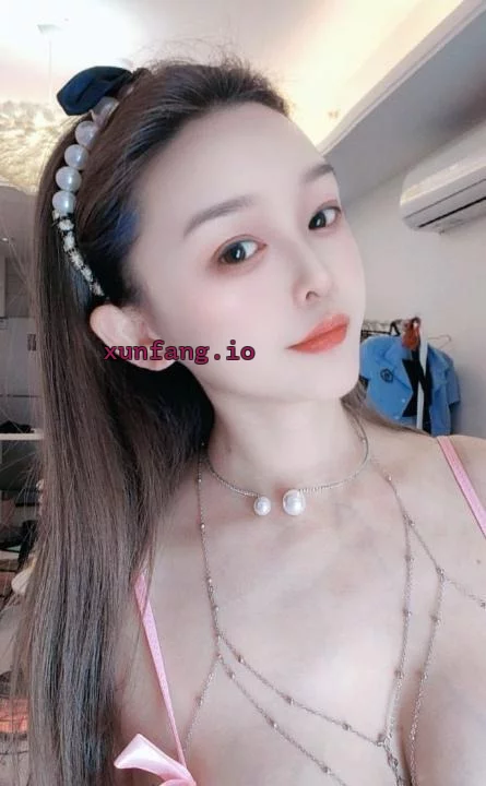 深圳市 龙华区 龙华丹妮E奶热情深喉制服控 实拍图 1