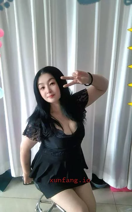 朝阳区 大胸熟女姐姐床上主动 实拍图 1