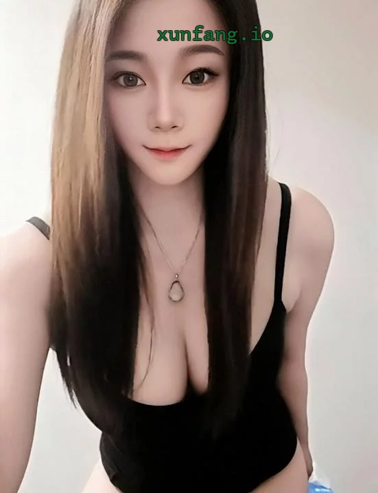 深圳市 龙华区 清湖巨乳女友感床上骚 实拍图 1