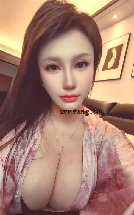 杭州市 滨江区 滨江茜茜巨乳丝袜老师 实拍图 1