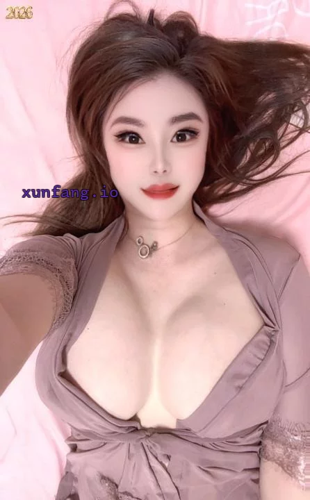 杭州市 上城区 港龙火玫瑰巨乳风骚舌吻 实拍图 1