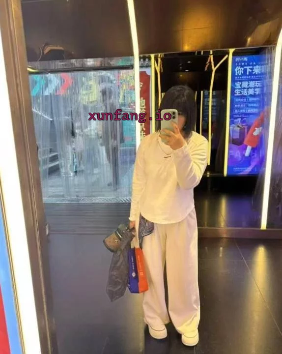 葫芦岛市 葫芦岛嫩妹精神小妹陪浴 实拍图 1