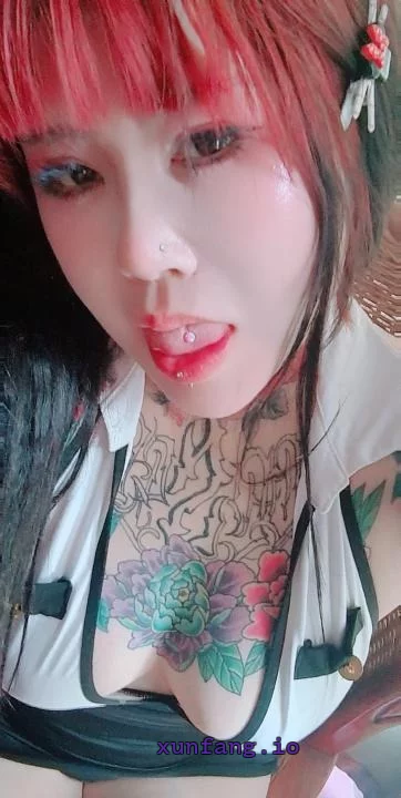 南阳市 卧龙区 卧龙大奶纹身舌钉BUFF叠满的少妇 实拍图 1
