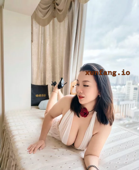 深圳市 罗湖区 罗湖YoYo蜜桃臀黑丝很来劲 实拍图 1
