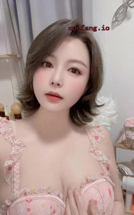 徐汇区 温柔长相大胸短发妹 实拍图 1