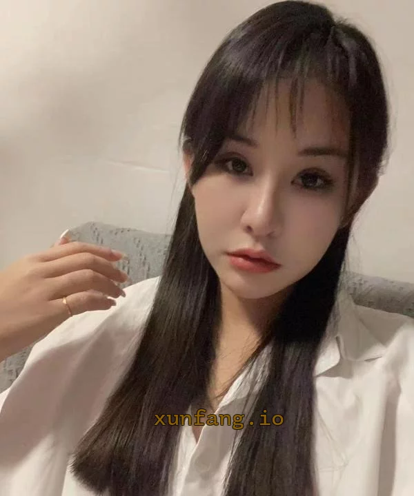 广州市 天河区 广州东站害羞少女 实拍图 2