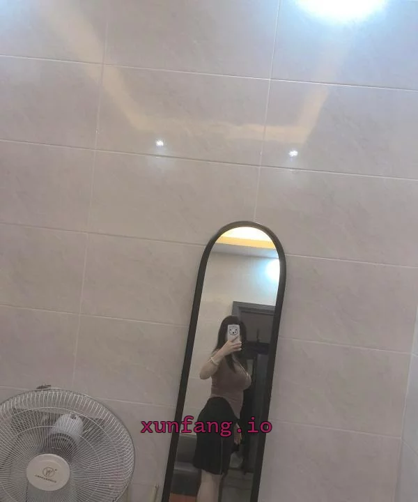 广州市 花都区 花都广场美臀骚货少妇 实拍图 2