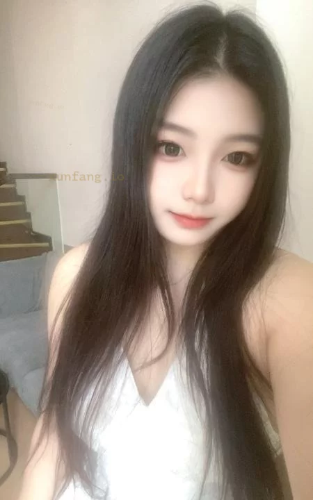 广州市 天河区 天河丝袜制服肥臀妹 实拍图 2