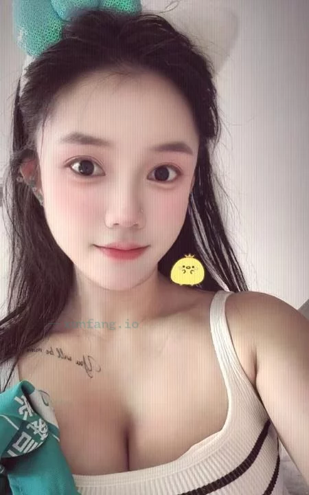 苏州市 张家港市 张家港娇小眼镜少妇大D反差 实拍图 3