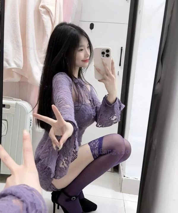 保定市 保定小舌头灵活妹子 实拍图 1