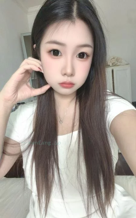 徐汇区 徐汇大奶纹身制服骚货 实拍图 3