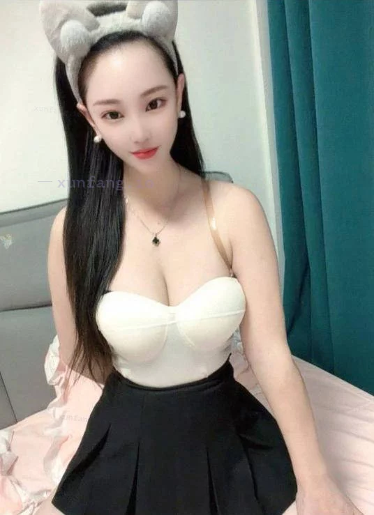 松江区 松江箐喻丝袜长腿臀翘征服感 实拍图 1