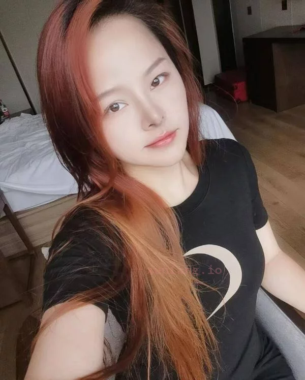 福州市 台江区 福州御姐小婉黑丝制服推油 实拍图 1