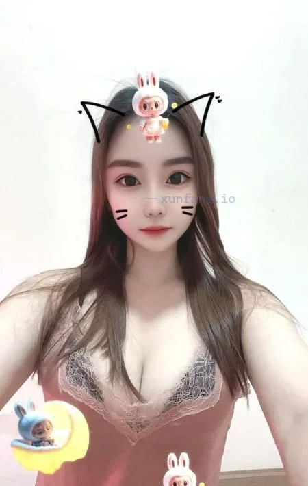 武汉市 洪山区 洪山区皮肤丝滑天然巨乳妹 实拍图 1