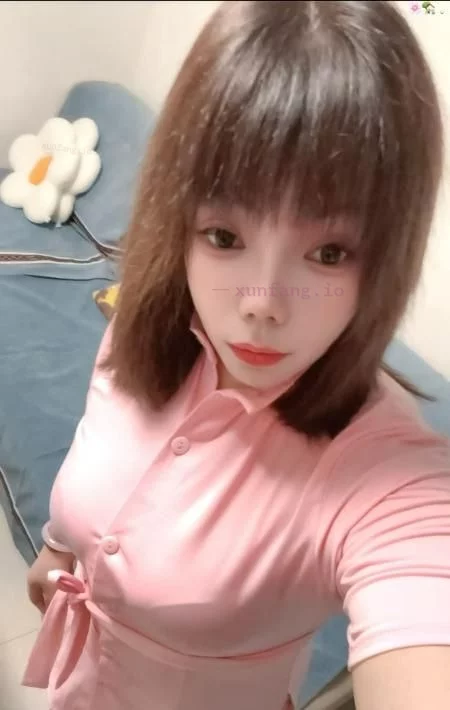 西安市 未央区 未央路口爆胸推嫩妹子 实拍图 1