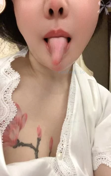 南开区 南泥湾路舌头牛逼妹 实拍图 3