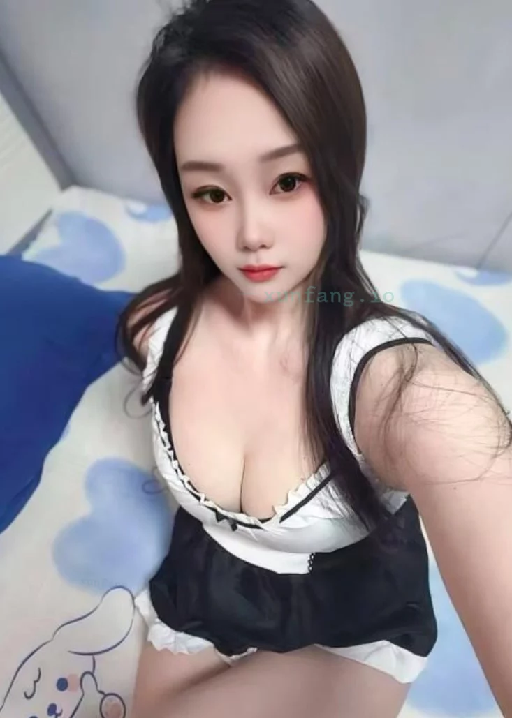 杭州市 西湖区 西湖反差骚少妇菲菲 实拍图 1