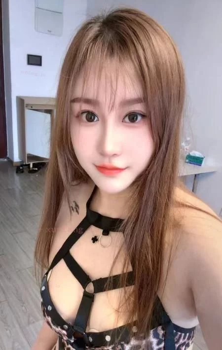无锡市 梁溪区 无锡小艾一对大奶晃动诱人 实拍图 2