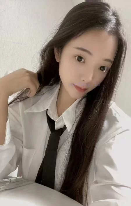 南京市 南京南站中项口爆极品美女 实拍图 2