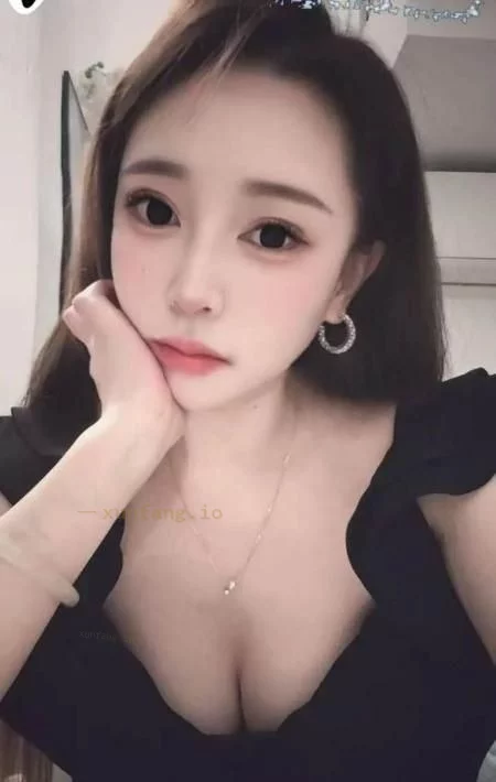 河东区 尤妹河东翘臀胸推爱爱很会 实拍图 1