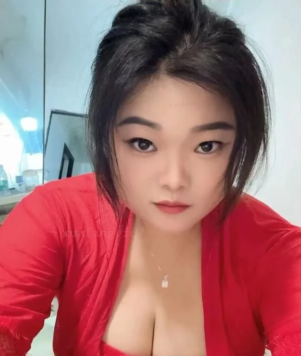 武汉市 武汉熟女骚逼不限次后路紧 实拍图 1