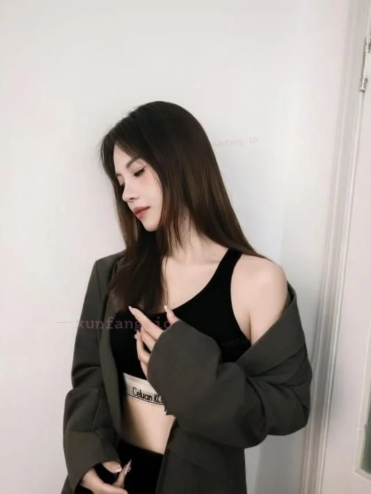 杭州市 余杭区 杭州美女酥酥蛇吻舌滑 实拍图 3