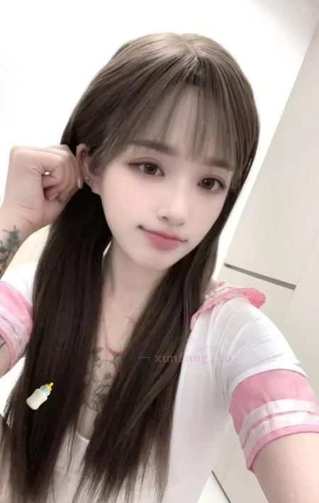 成都市 锦江区 锦江精神小妹恋父舌吻女上 实拍图 1