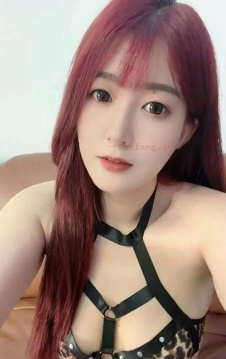 闵行区 闵行爆乳小骚货水床阴推 实拍图 1