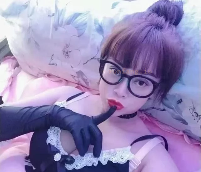 武汉市 武汉王家湾主动拥抱妹子 实拍图 1