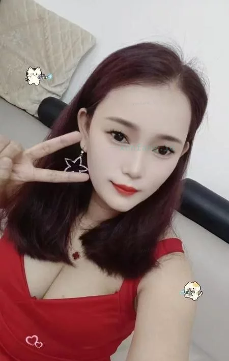 昆明市 盘龙区 盘龙玫瑰笑起来一脸淫荡 实拍图 2