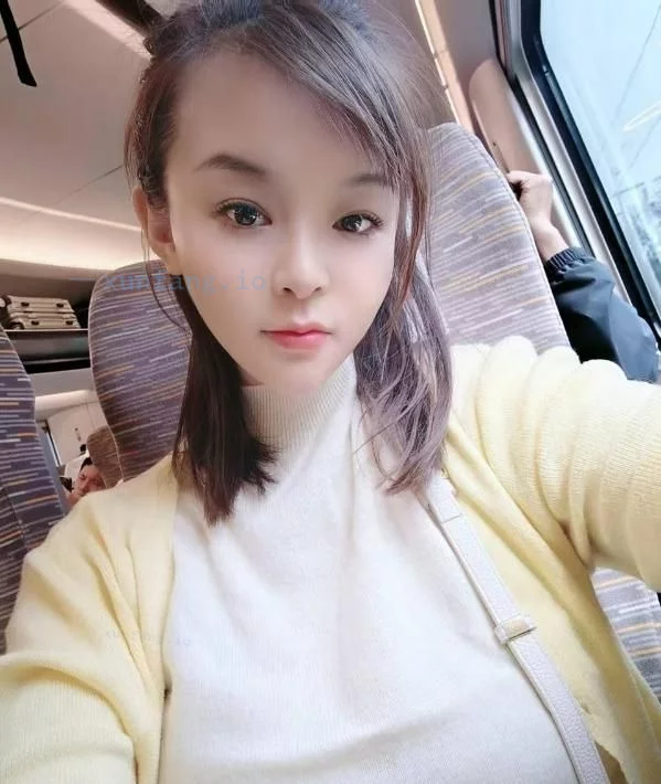 武汉市 武汉清秀大奶妹子听话 实拍图 2