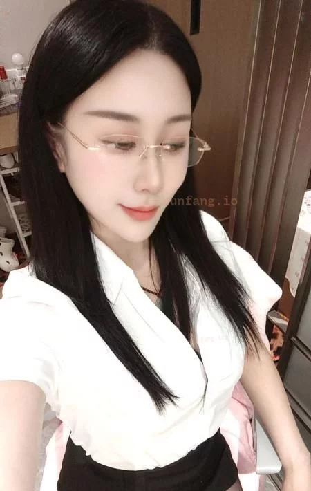 深圳市 罗湖区 深圳罗湖御姐女王滴蜡辱骂 实拍图 1