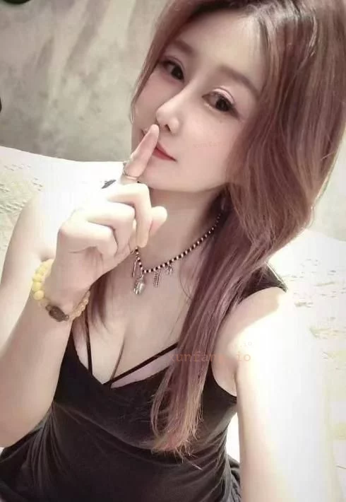 河西区 铂金湾屁股翘紧致少妇热情啪啪 实拍图 1