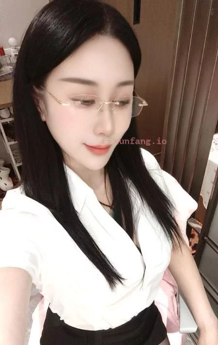 苏州市 姑苏区 姑苏火车站苏西御姐女王 实拍图 1