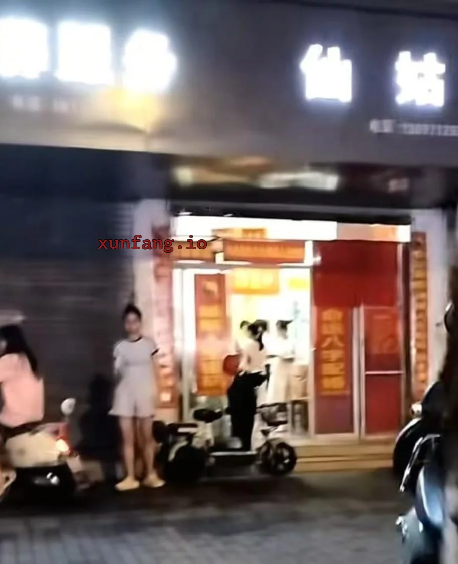 宝鸡市 宝鸡暗巷老传统街快餐熟女 现场图 2