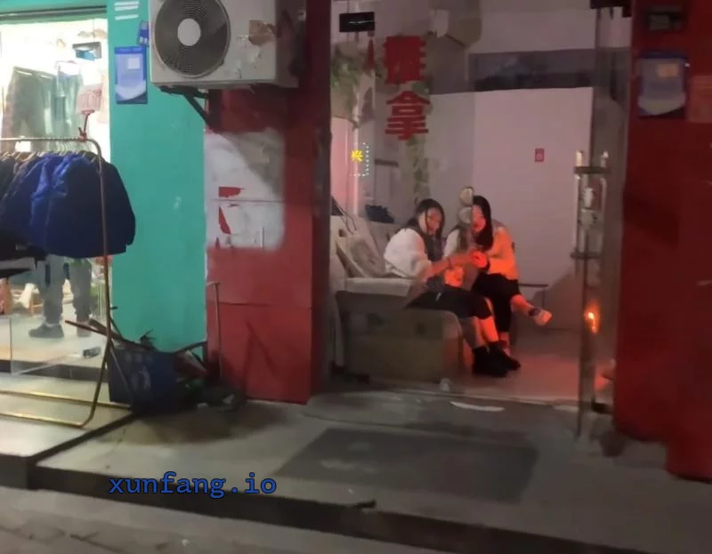 武汉市 武汉一条街按摩推拿快餐嫩妹 现场图 2