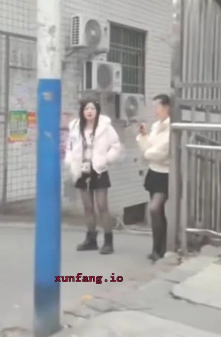 南充市 高坪区 高坪暗巷街有站足浴店 现场图 1
